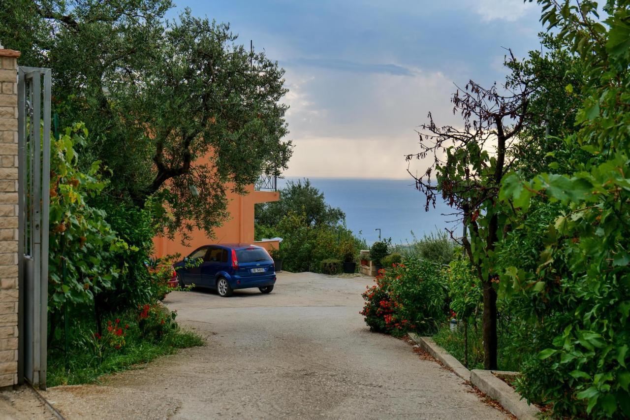 Villa Ani Borsh Exterior photo