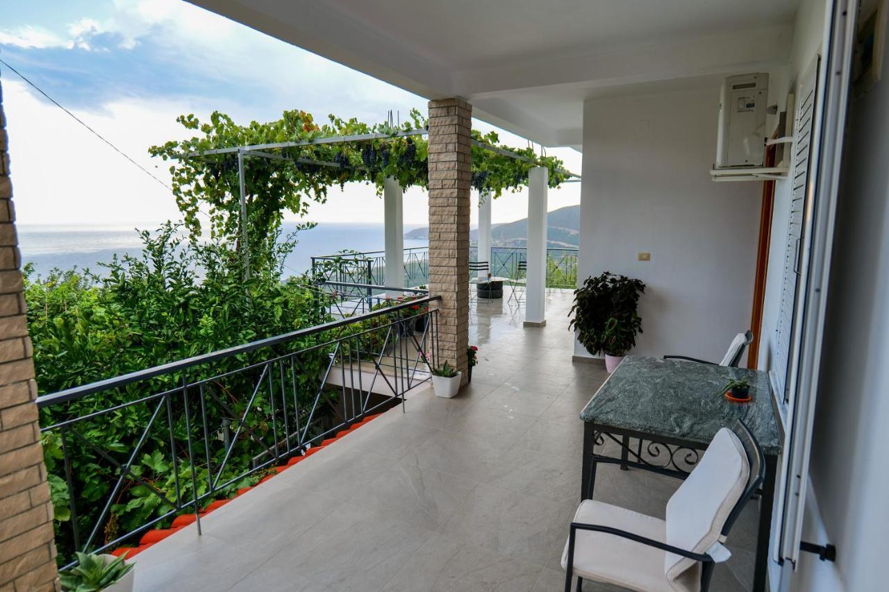 Villa Ani Borsh Exterior photo